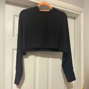 Pretty little thing Black Long Sleeve Crop Top